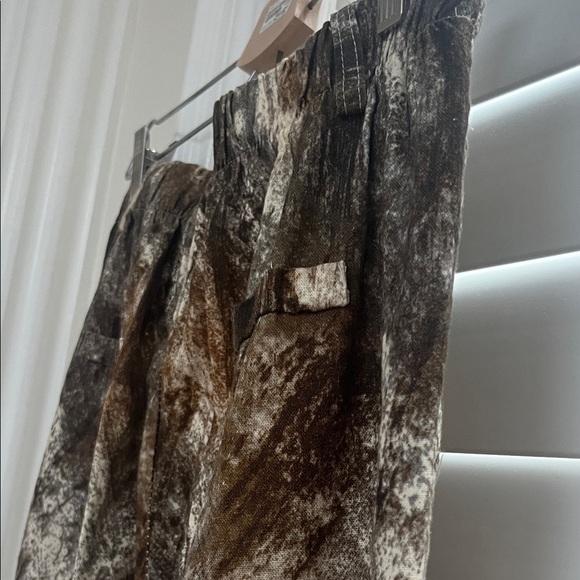 Abstract Patterned Pants - Picture 4 of 5